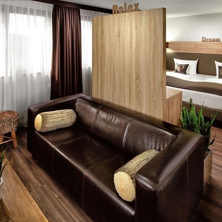 Neo Hotel Linde Esslingen Esslingen am Neckar Ngoại thất bức ảnh