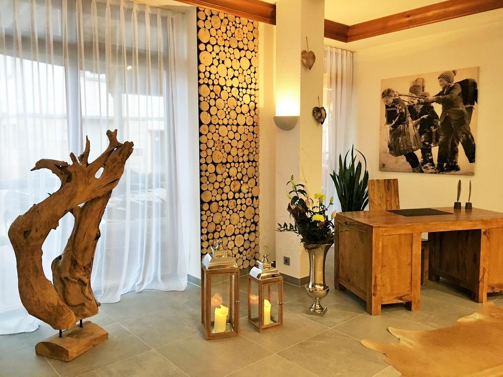 Neo Hotel Linde Esslingen Esslingen am Neckar Ngoại thất bức ảnh