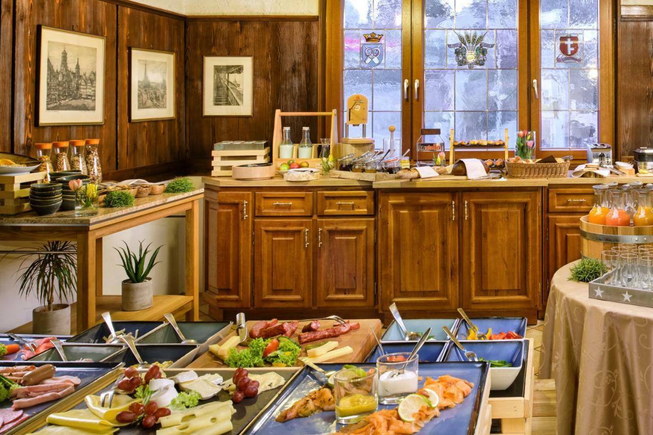 Neo Hotel Linde Esslingen Esslingen am Neckar Ngoại thất bức ảnh